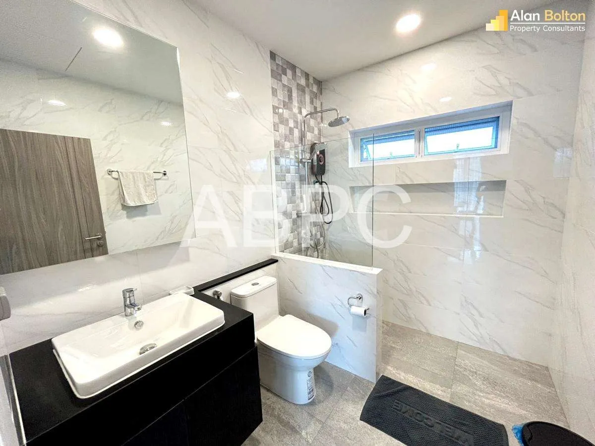 3 Bed 3 Bath ABPC0496 photo 3