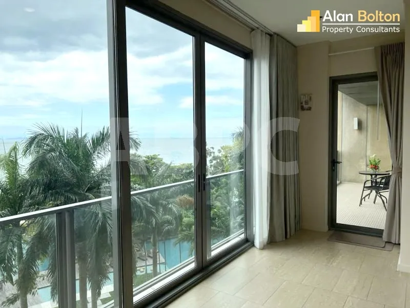 2 Bed 2 Bath ABPC0541