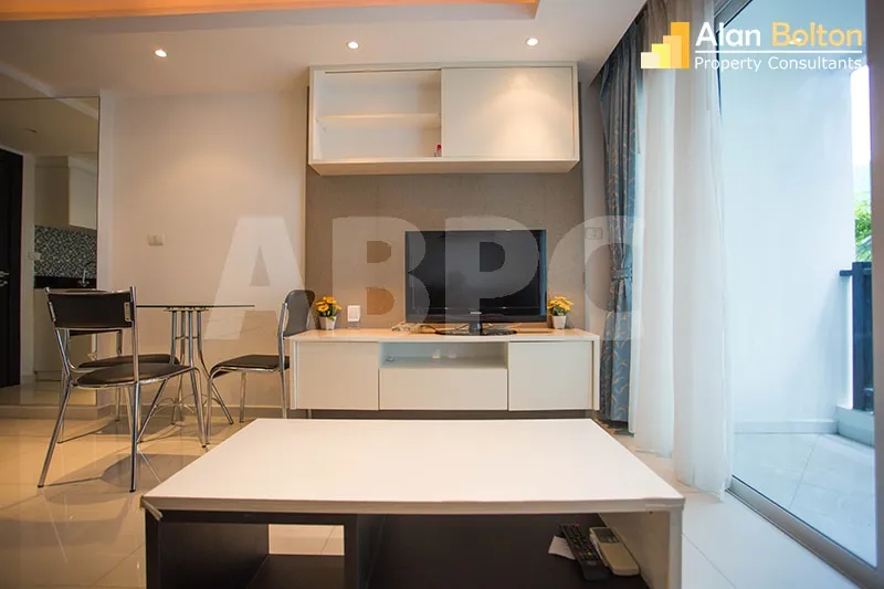 Large 1 Bed 1 Bath Condo In Central Pattaya photo 11