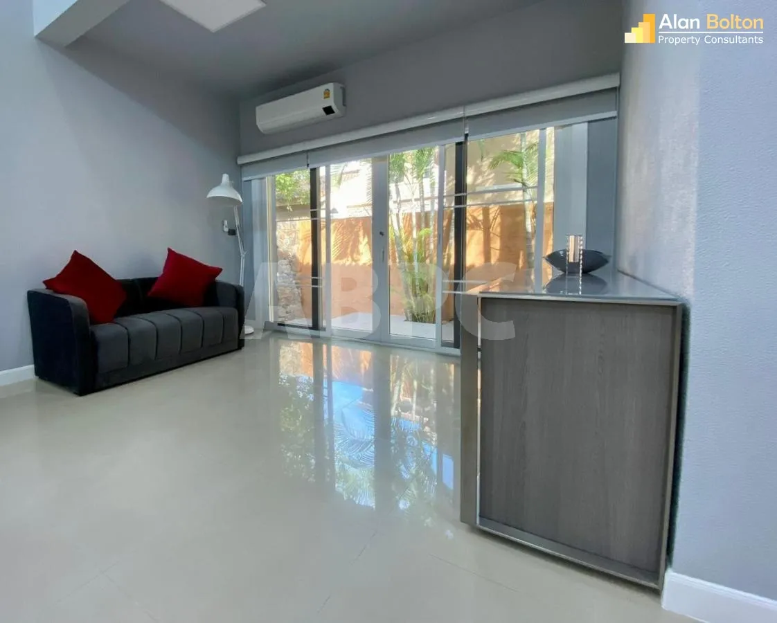 3 Bed 4 Bath in East Pattaya ABPC0552 photo 12