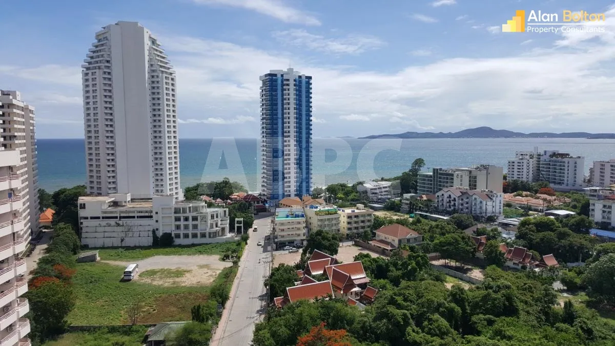 1 Bed 1 Bath Condo in Pratumnak