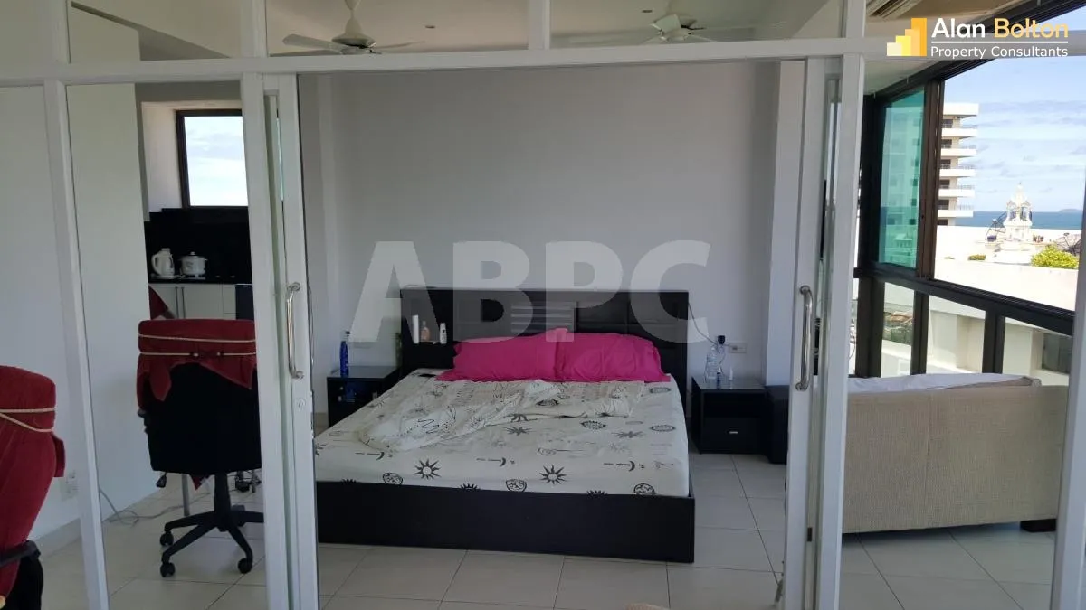 1 Bed 1 Bath Condo in Pratumnak photo 11
