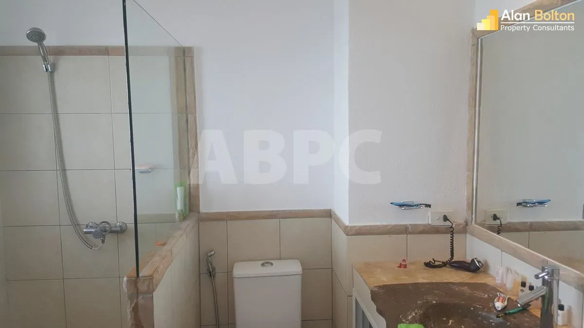 1 Bed 1 Bath Condo in Pratumnak photo 17