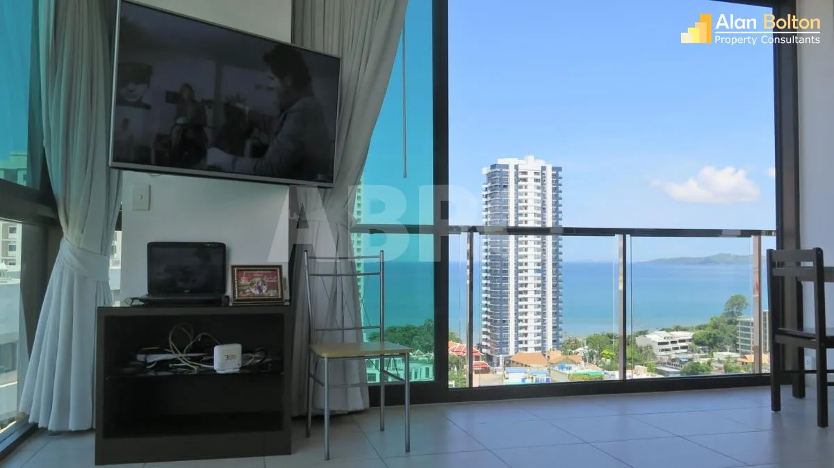 1 Bed 1 Bath Condo in Pratumnak photo 9