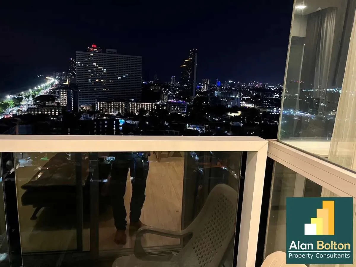 corner room Seaview 1 Bedroom 1 Bathroom in Jomtien photo 14