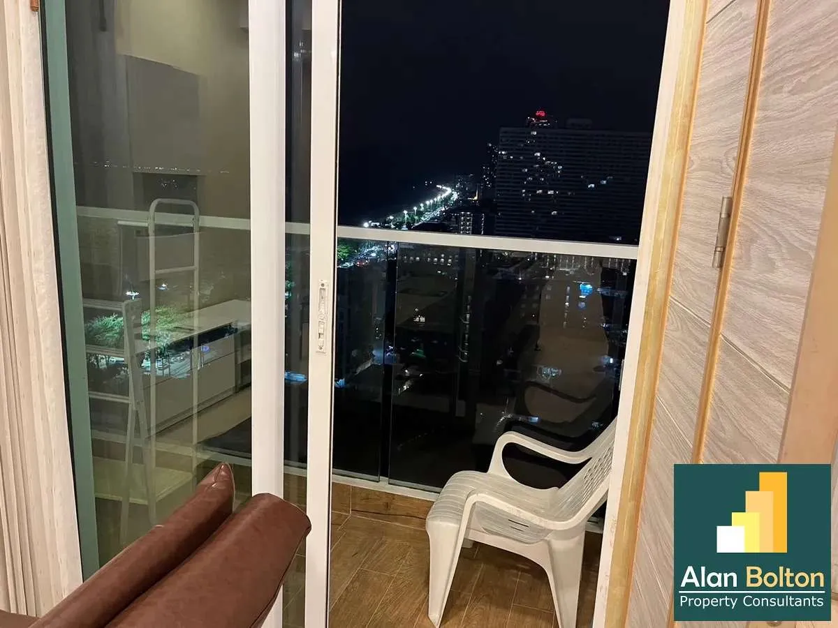 corner room Seaview 1 Bedroom 1 Bathroom in Jomtien photo 17