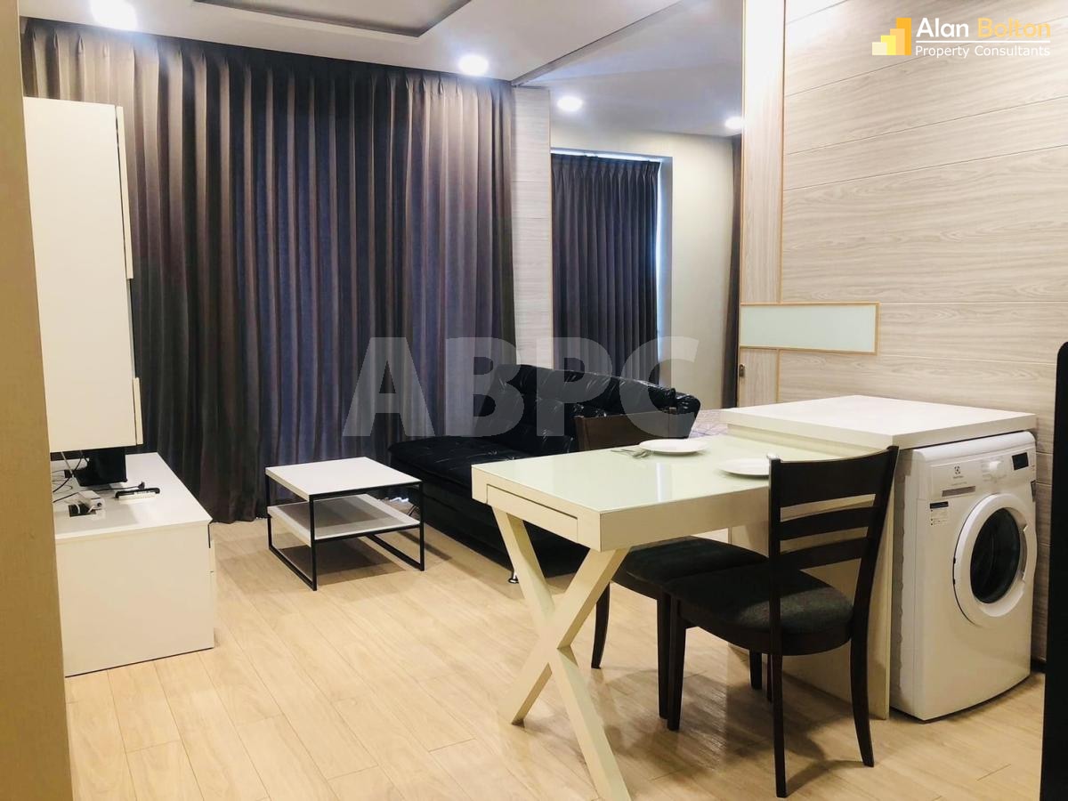 corner room Seaview 1 Bedroom 1 Bathroom  in Jomtien photo 9