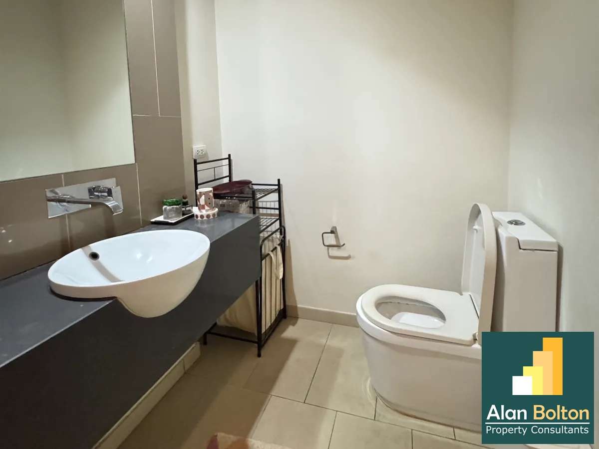 Studio Bed 1 Bath in Wong Amat ABPC0643 photo 12