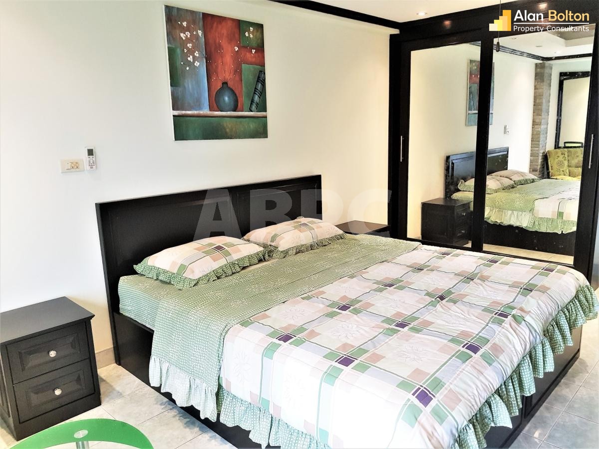 East Facing Sunrise City View Studio Condo In Jomtien photo 8