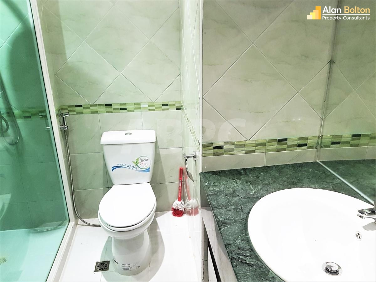 East Facing Sunrise City View Studio Condo In Jomtien photo 14