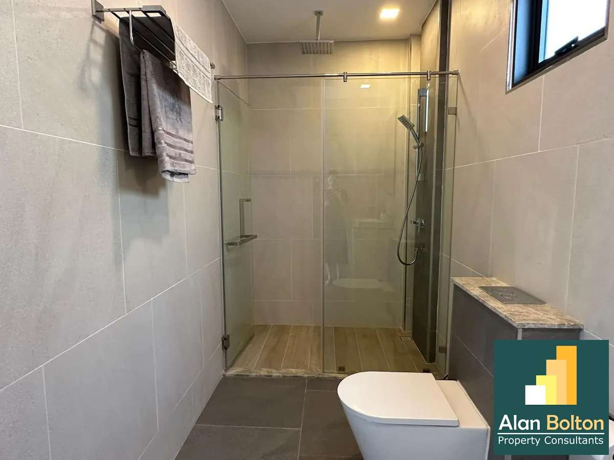 5 Bedroom House for in Jomtien (sale or rent) photo 11