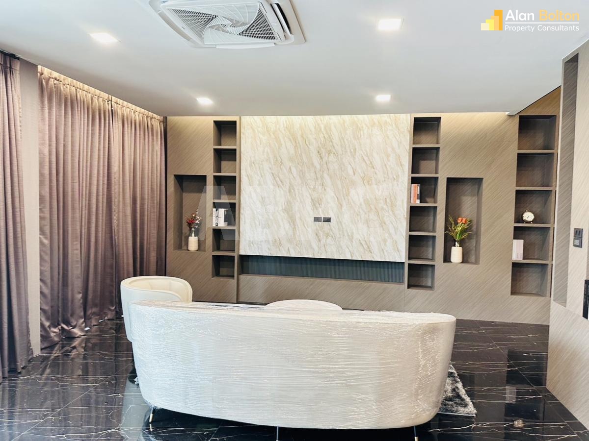 5 Bed 6 Bath in East Pattaya ABPC0661 photo 3