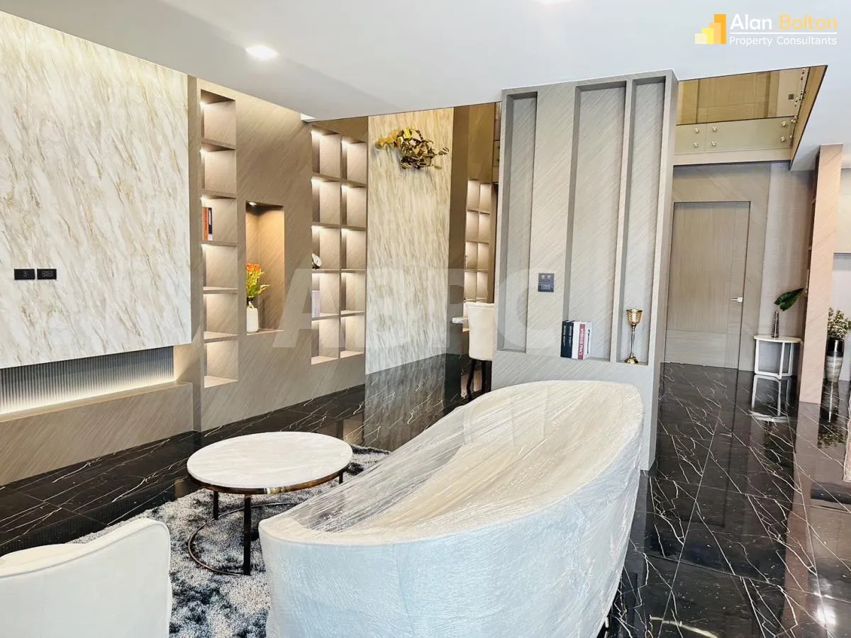 5 Bed 6 Bath in East Pattaya ABPC0661