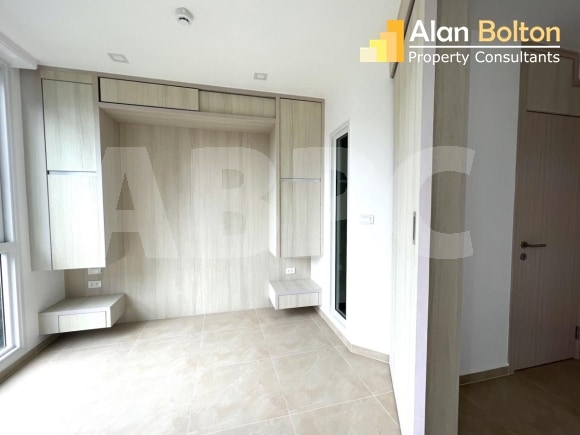 1 Bedroom Condo for Sale in South Pattaya photo 6