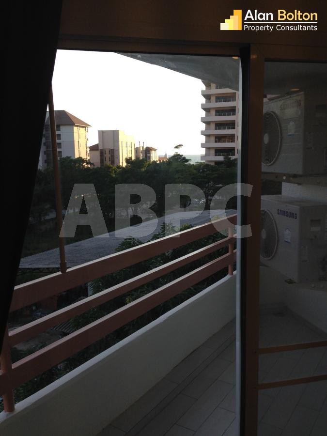 Large Partial Ocean View 1 Bedroom 1 Bathroom Condo in Pratumnak photo 13