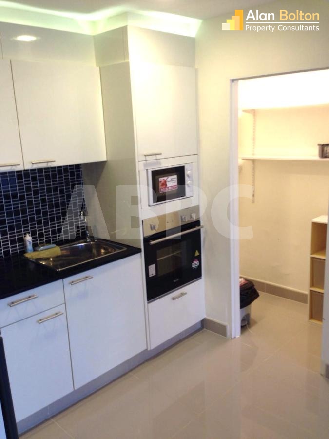 Large Partial Ocean View 1 Bedroom 1 Bathroom Condo in Pratumnak photo 7