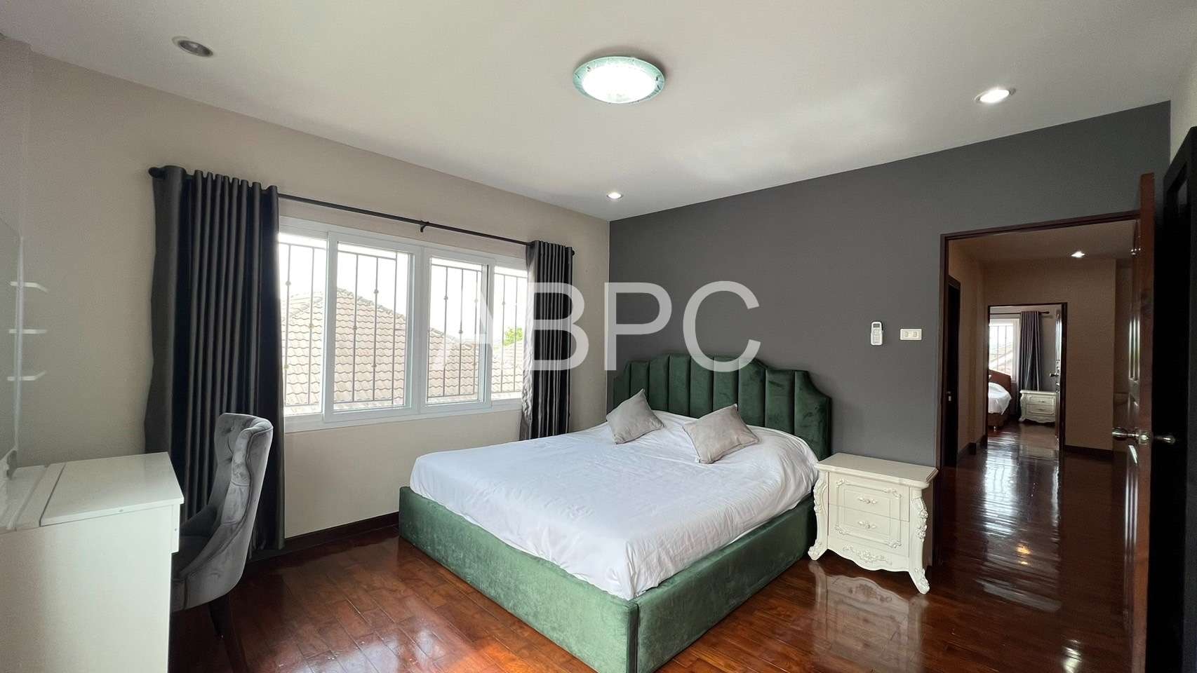 5 Bed Pool Villa in Central Park Hillside Village photo 10