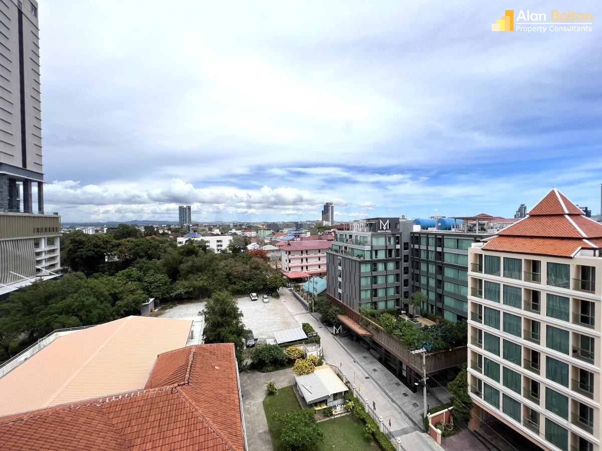 2 Condos For 4.5 Million Baht photo 7