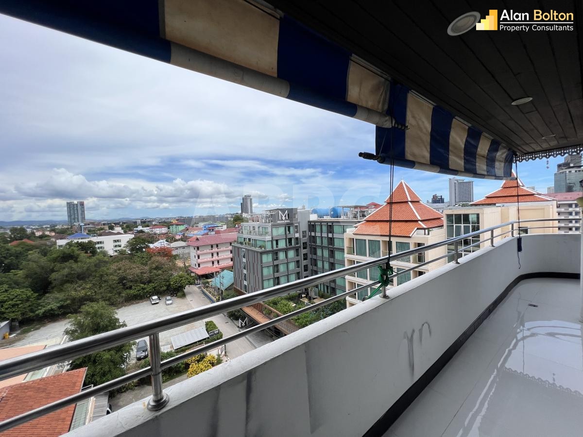 2 Condos For 4.5 Million Baht photo 6