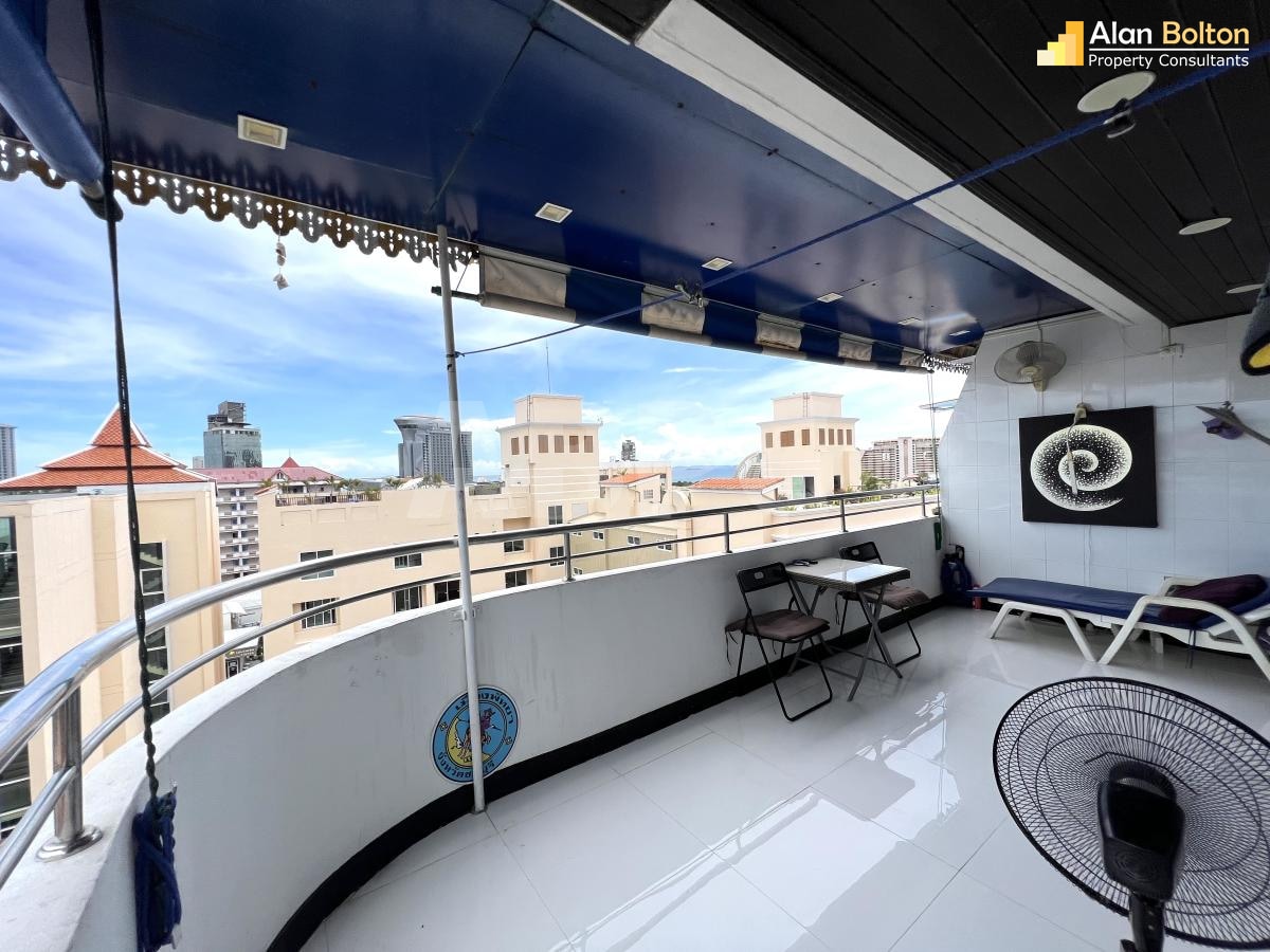 2 Condos For 4.5 Million Baht photo 8
