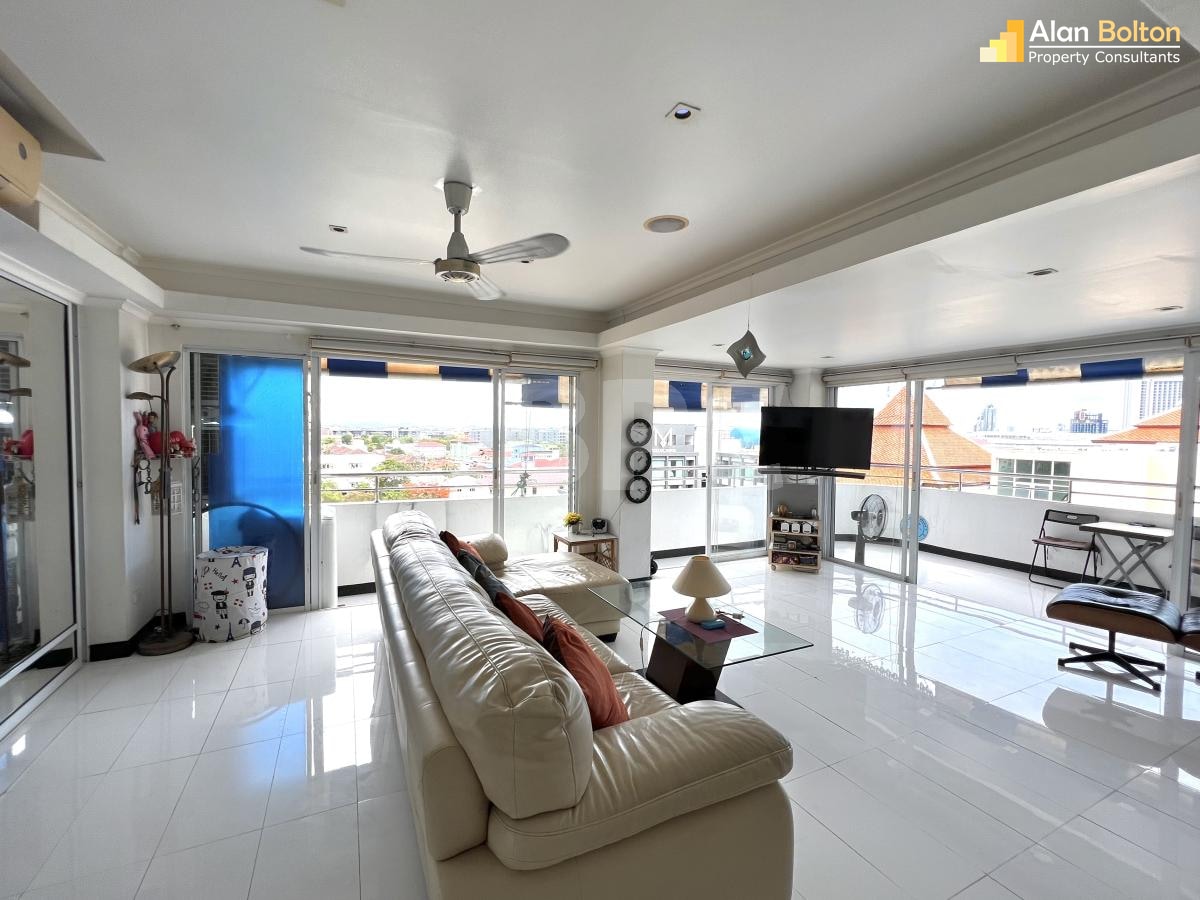 2 Condos For 4.5 Million Baht photo 11