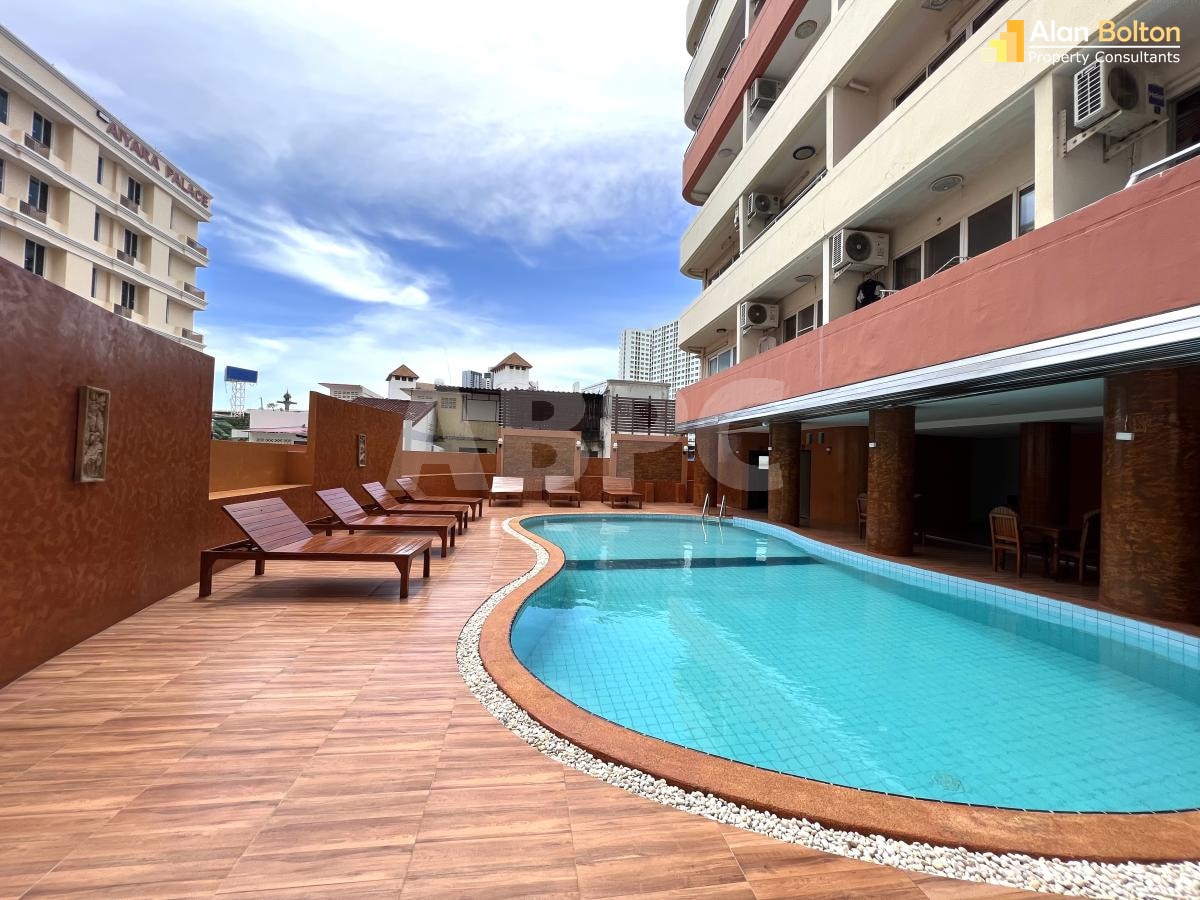 Studio Condo in Naklua