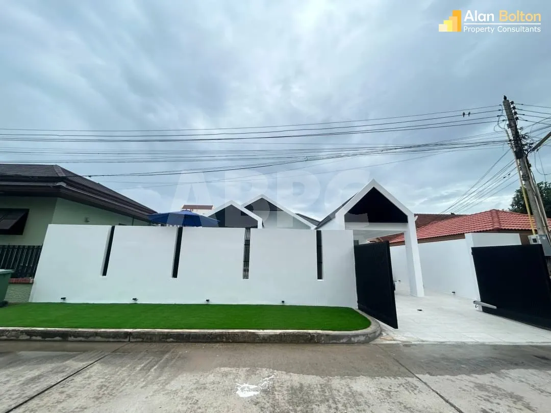 4 Bed 4 Bath in Jomtien ABPC0766 photo 3
