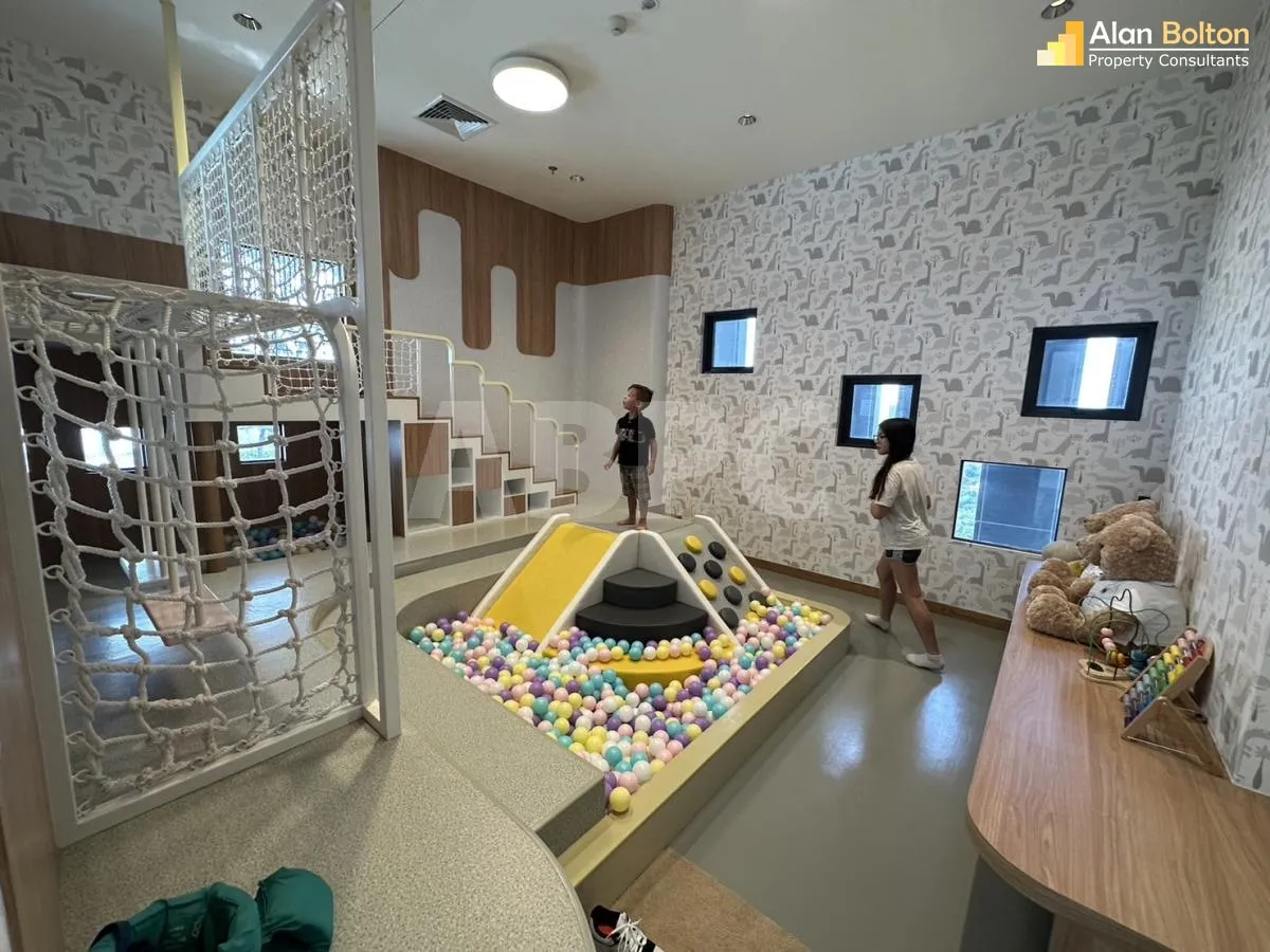 1 Bed 1 Bath in North Pattaya - Once Pattaya Condominium photo 3
