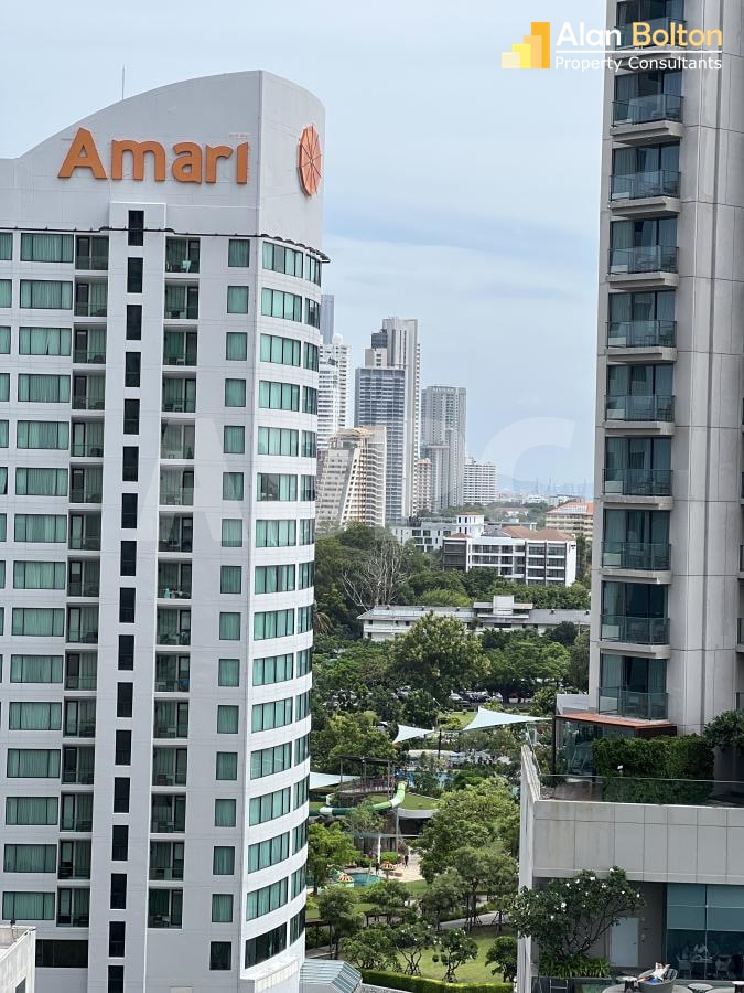 Ocean View Studio Condo In Central Pattaya photo 20