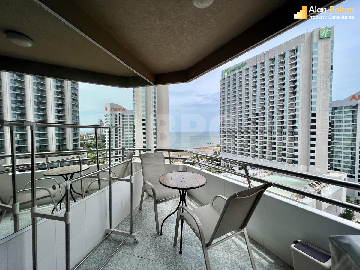 Ocean View Studio Condo In Central Pattaya photo 22