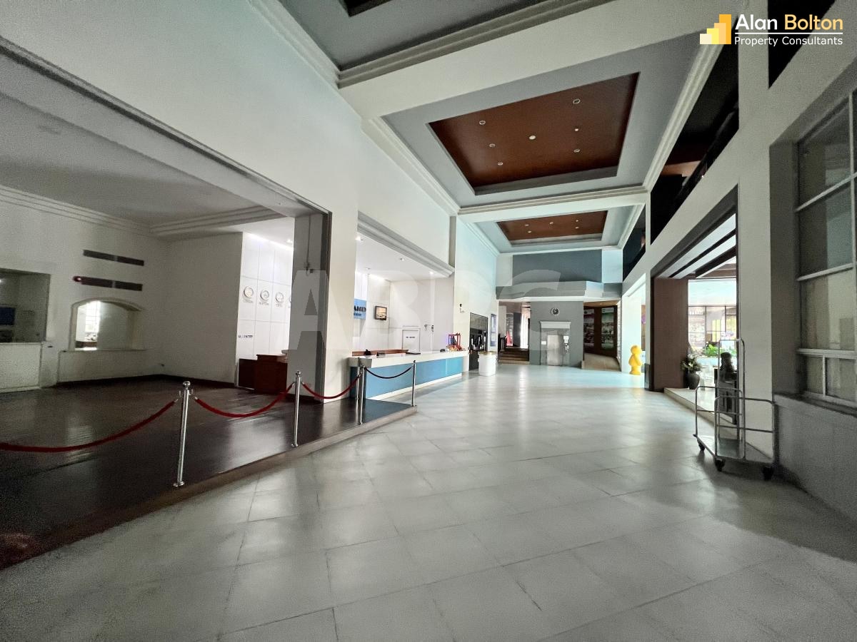Ocean View Studio Condo In Central Pattaya photo 15
