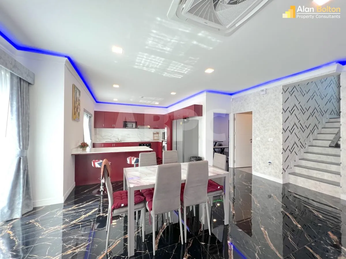 Luxury Modern 4 Bedroom 3 bathroom Pool Villa In East Pattaya photo 8
