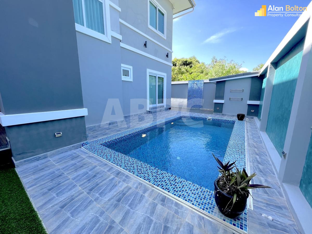 Luxury Modern 4 Bedroom 3 bathroom Pool Villa In East Pattaya photo 7
