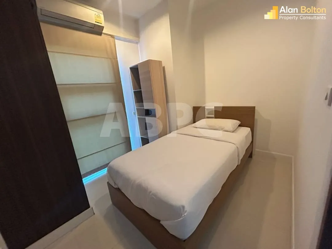 2 Bed 2 Bath Condo in Pratumnak photo 11