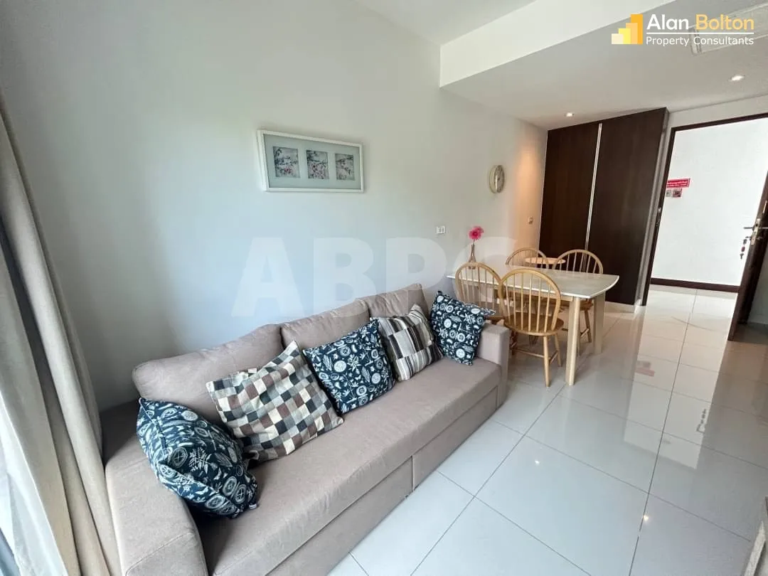 2 Bed 2 Bath Condo in Pratumnak photo 6