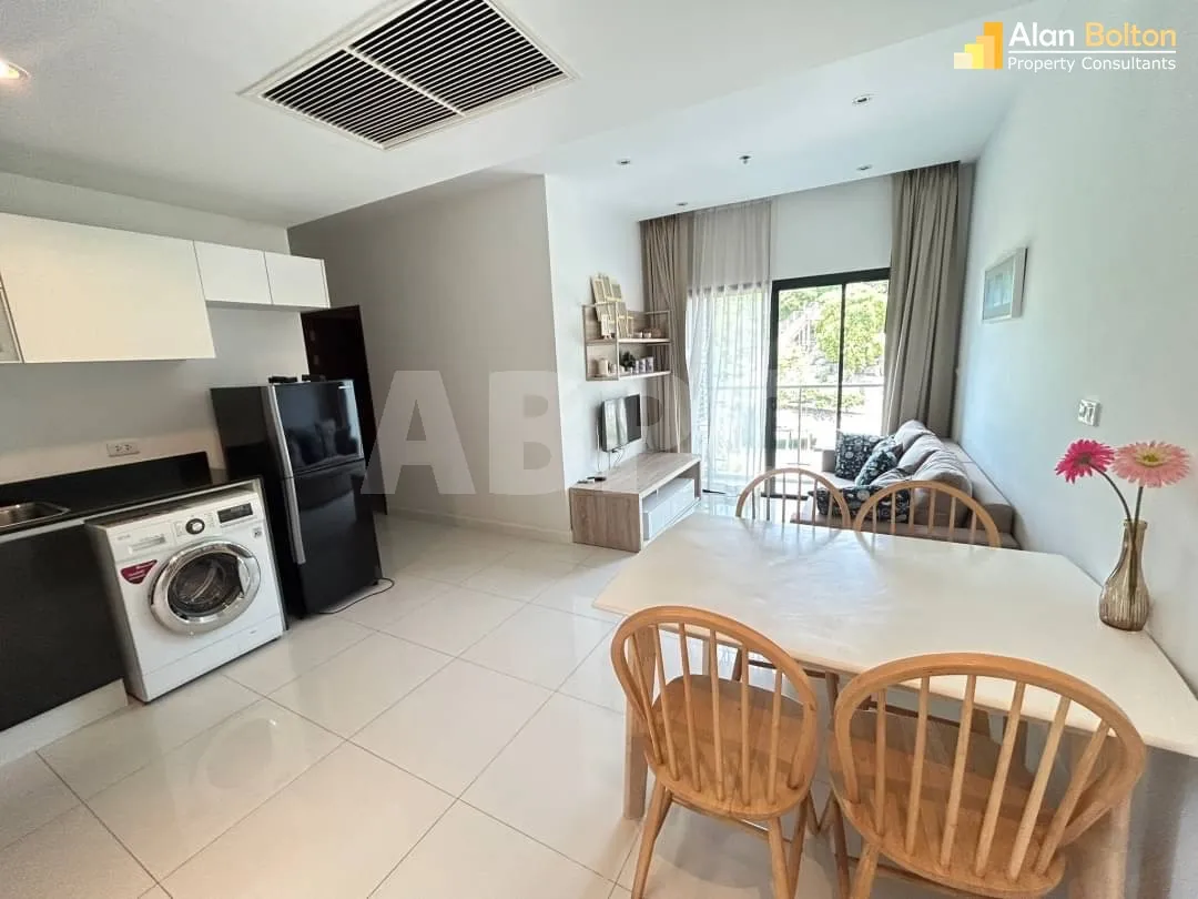 2 Bed 2 Bath Condo in Pratumnak photo 8