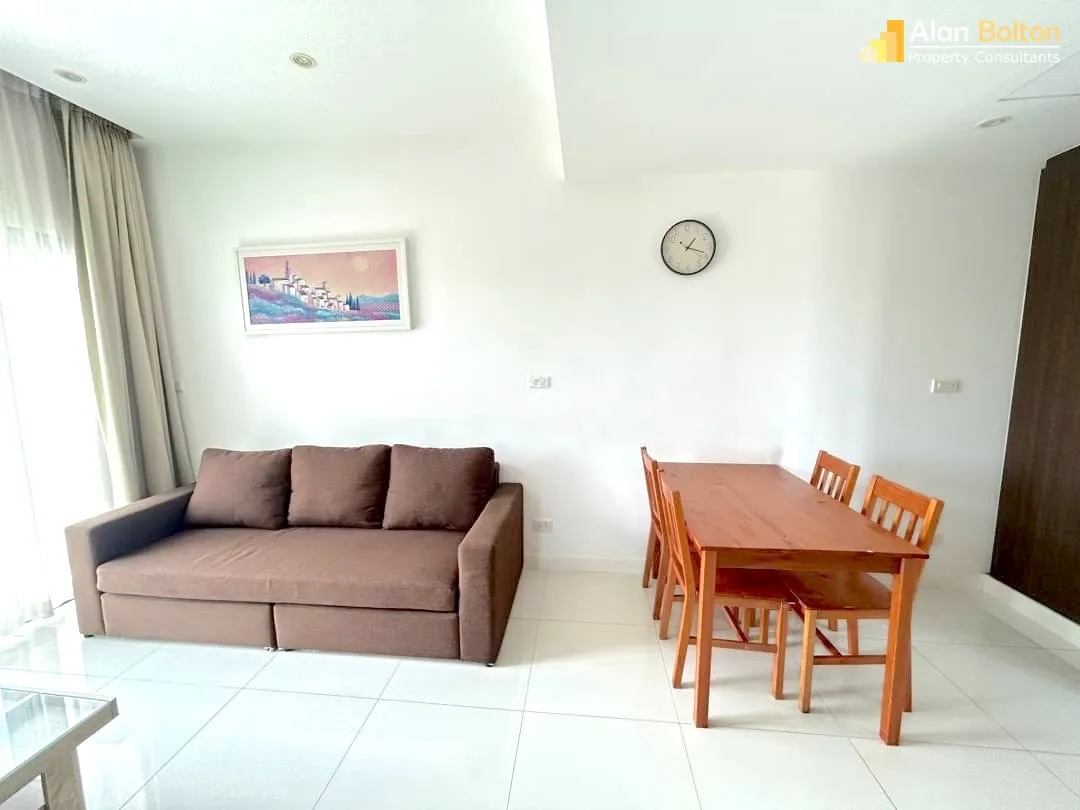 2 Bed 2 Bath in Pratumnak photo 4