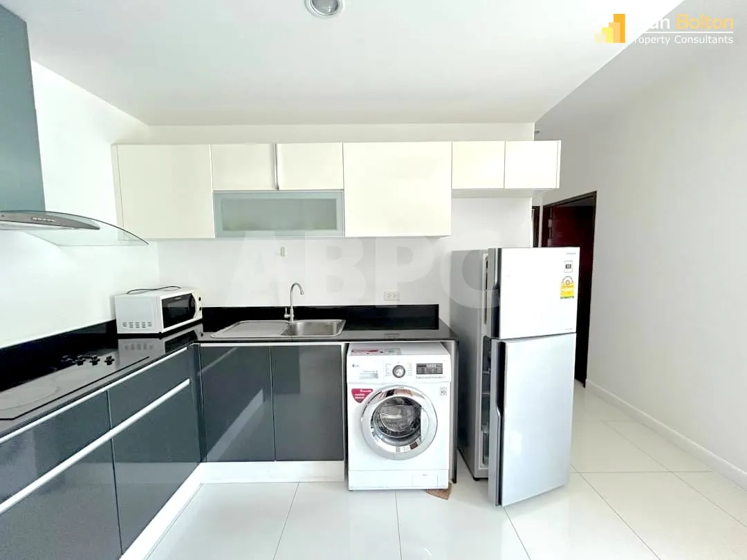 2 Bed 2 Bath in Pratumnak photo 6