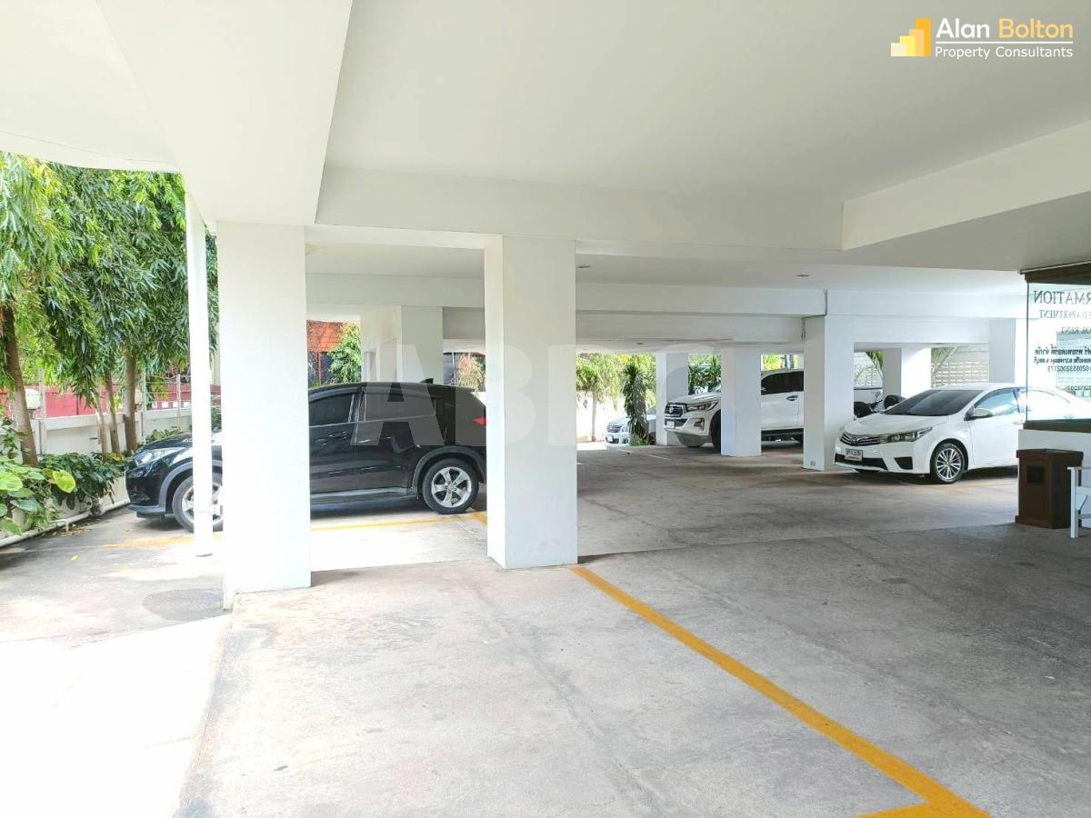 2 Bedroom 2 Bathroom Condo in Pratumnak photo 13