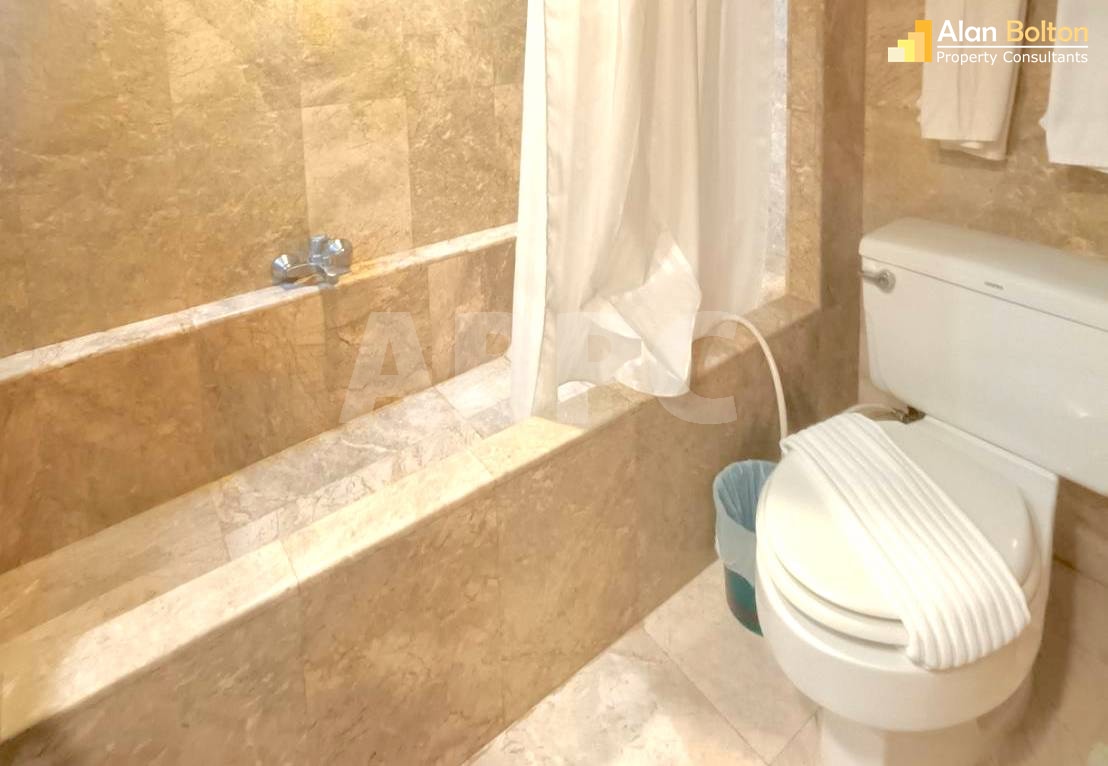 2 Bedroom 2 Bathroom Condo in Pratumnak photo 8