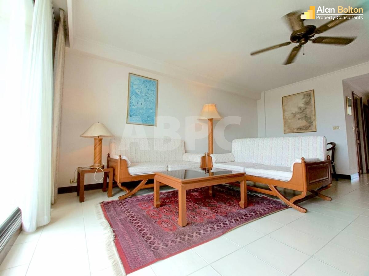 2 Bedroom 2 Bathroom Condo in Pratumnak photo 17