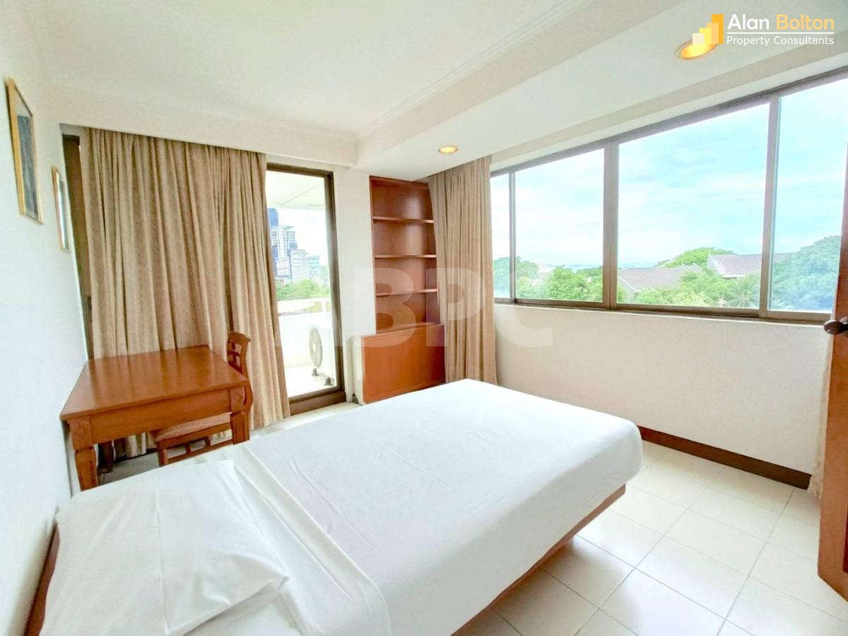 2 Bedroom 2 Bathroom Condo in Pratumnak photo 10