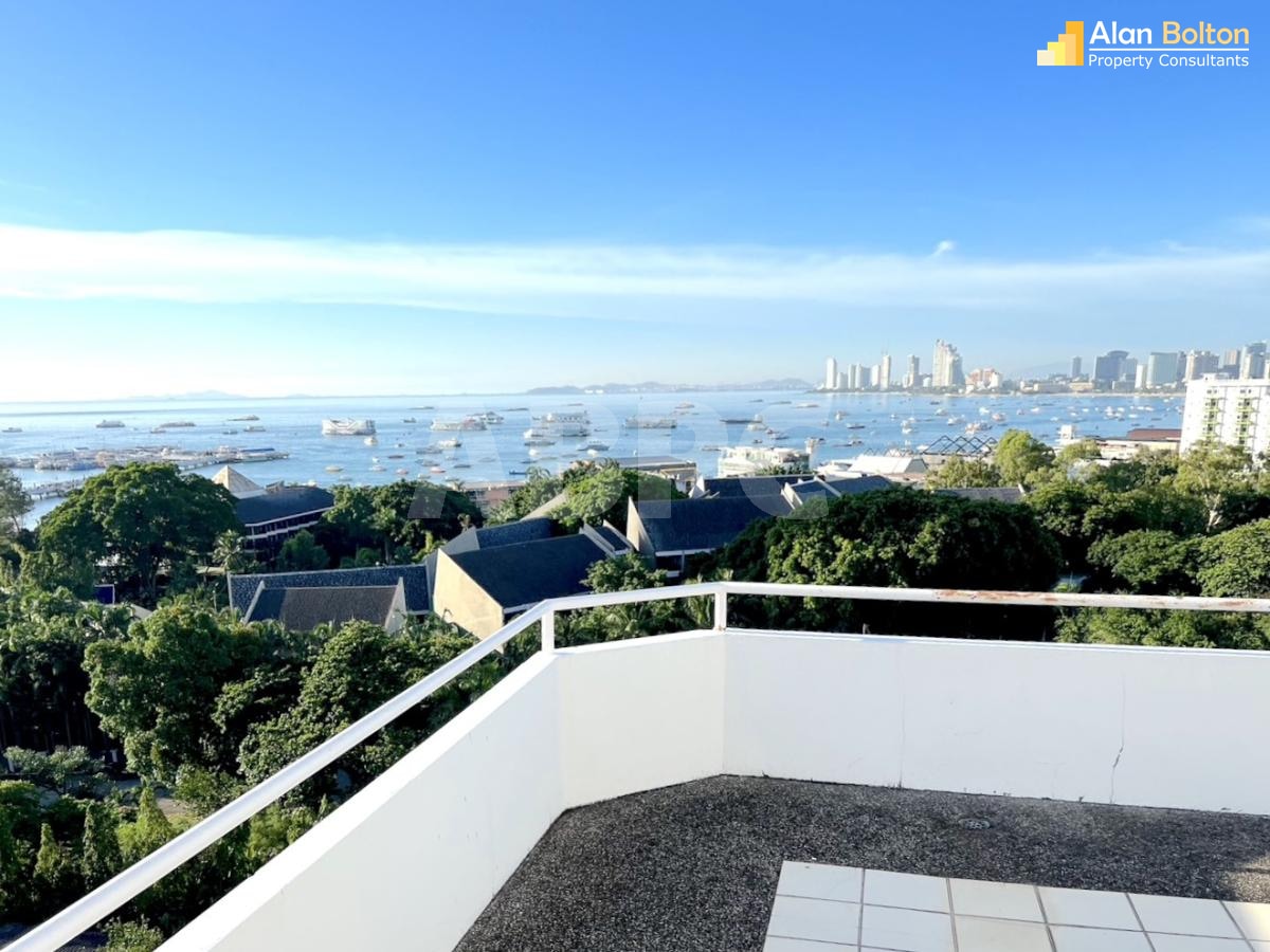 2 Bedroom 2 Bathroom Condo in Pratumnak photo 15