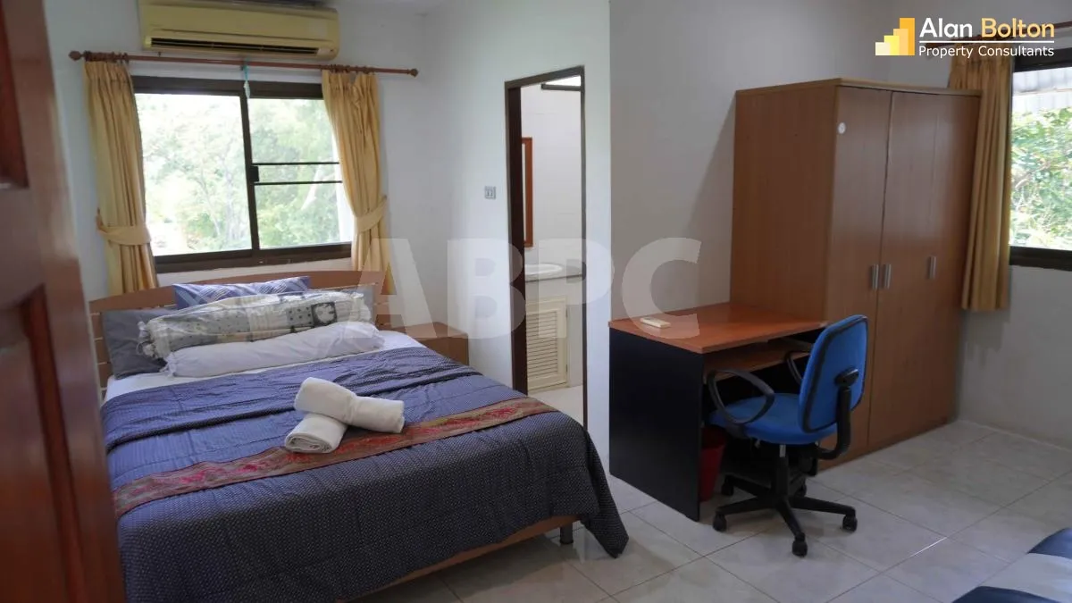 5 bedroom Townhouse in Pratumnak - Corib Village photo 5