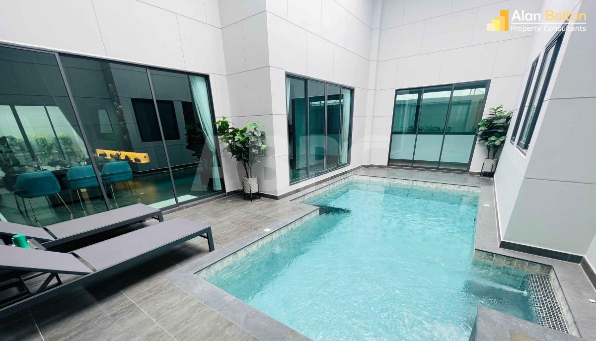 Luxury 3 Bedroom 4 Bathroom Pool Villa for Sale photo 14