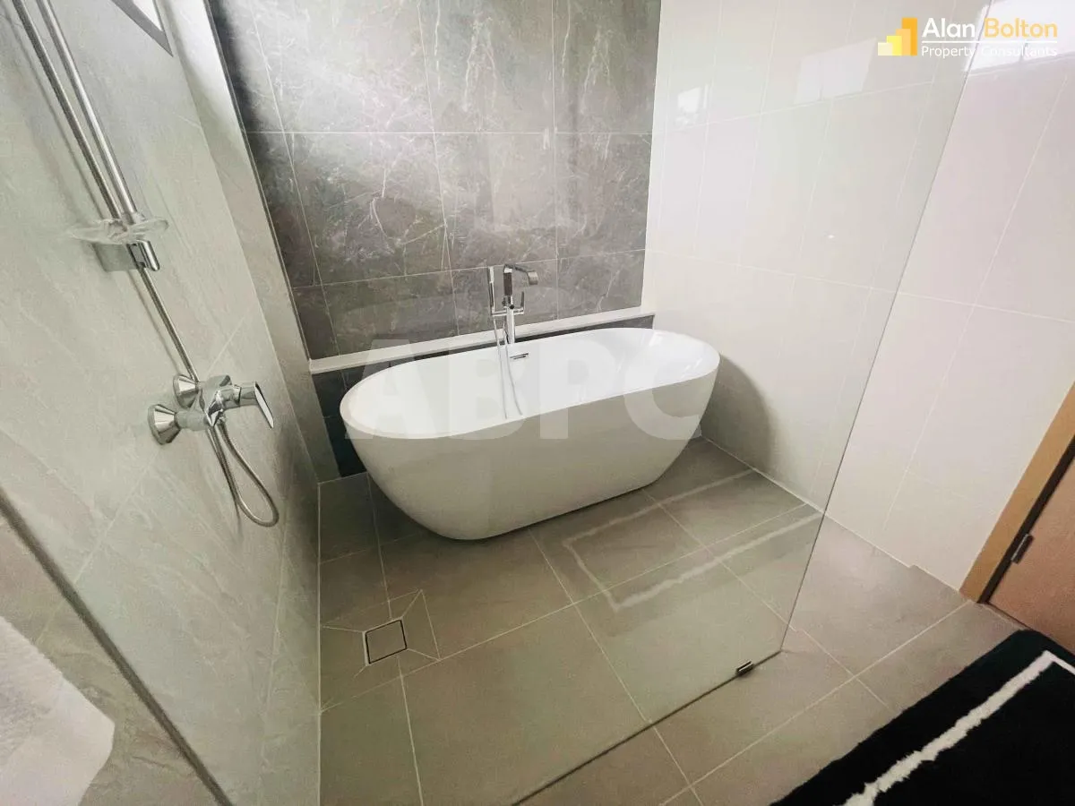 WOW Check out this 4 Bedroom Pool Villa For Sale photo 8