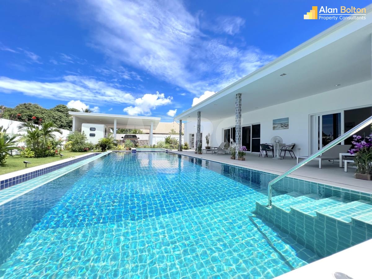 Pool Villa at Chaknork Lake, Pattaya photo 5