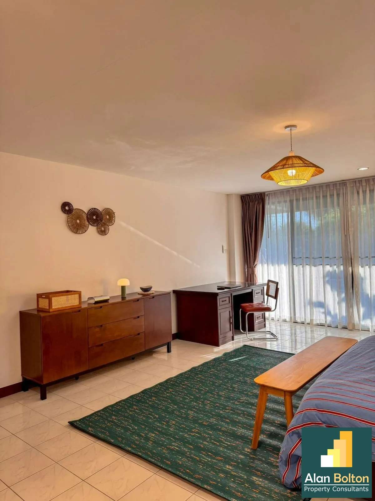 3 bedroom 4 bathroom Condo in Jomtien photo 10