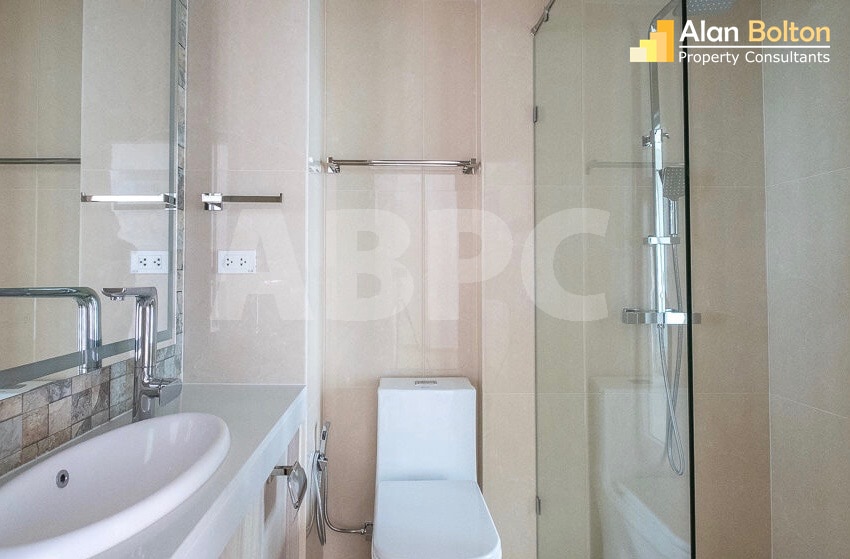 1 Bed 1 Bath in South Pattaya ABPC0881 photo 6