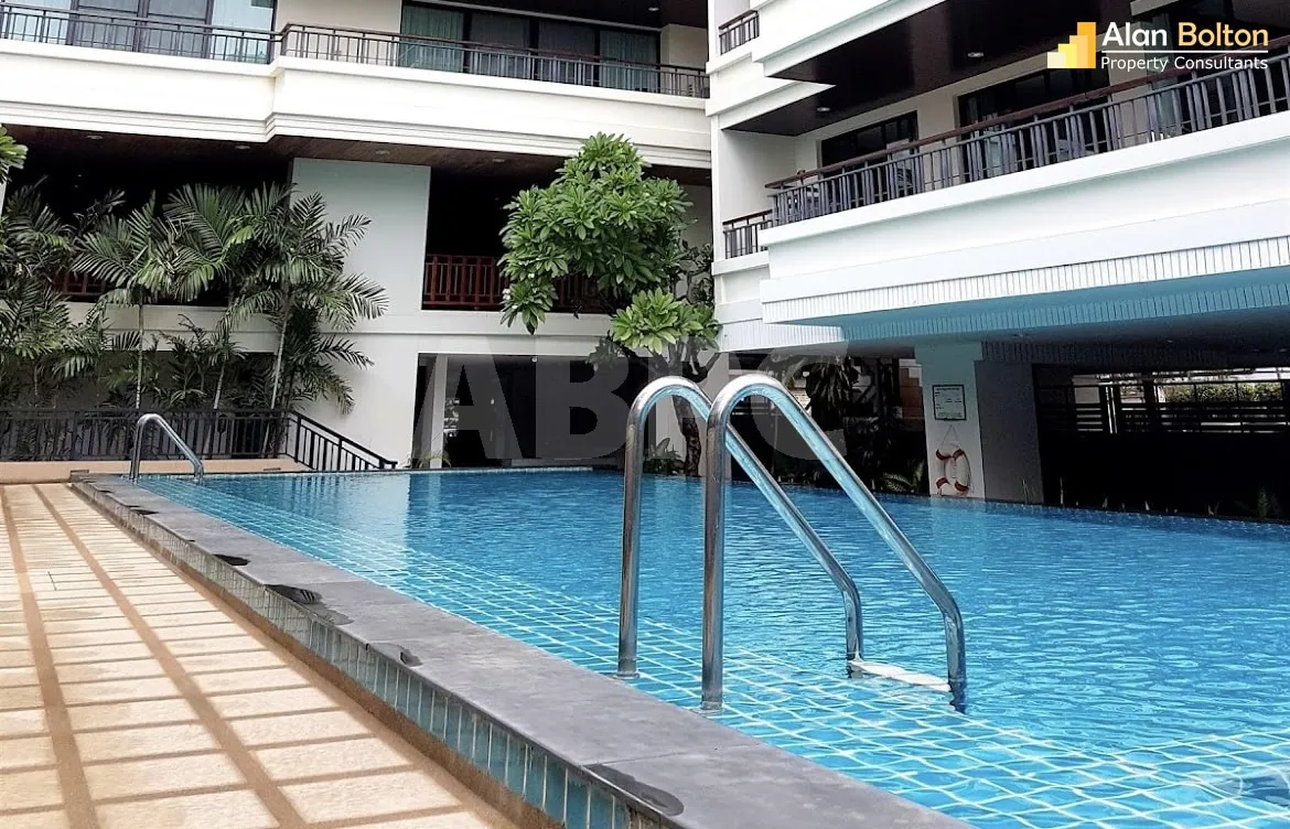 1 Bed 2 Bath in Central Pattaya ABPC0888